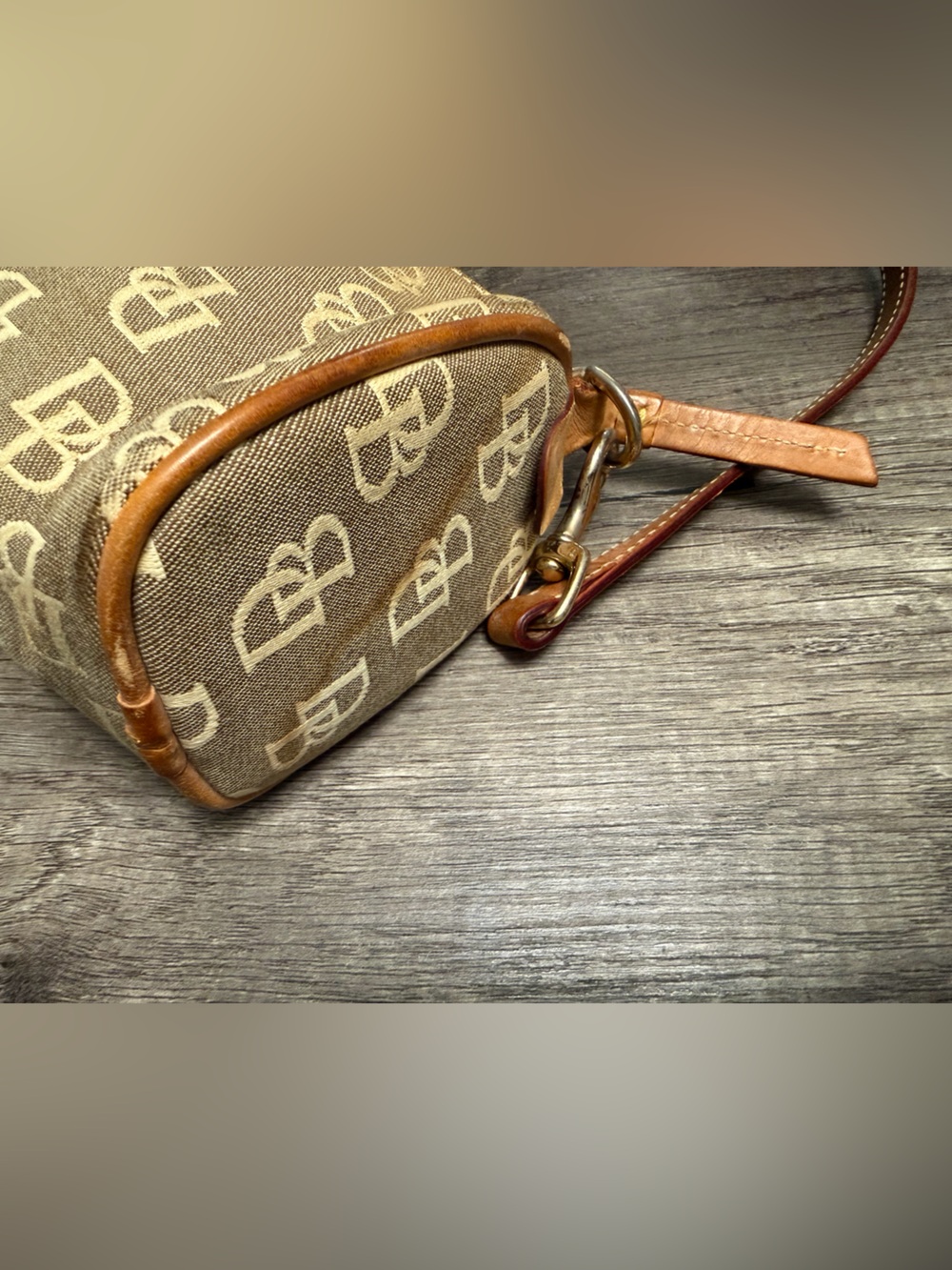 Vintage Dooney & Bourke Signature Mini Barrel Bag, - Picture 4 of 8